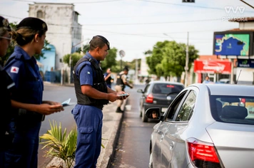 Pirapora realiza campanha em respeito a faixa de pedestre