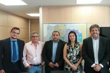 Prefeita quer municipalizar o Distrito Industrial