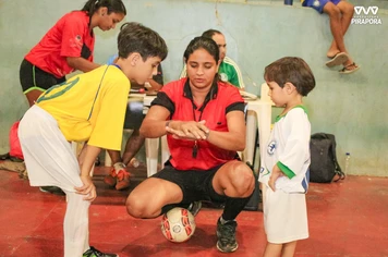Com show de filhos e pais, Piraporense de futsal é encerrado