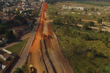 Obras de pavimentação da Avenida Benjamin Constant estão de vento em popa