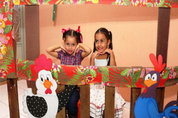 Creche do Industrial realiza festa junina