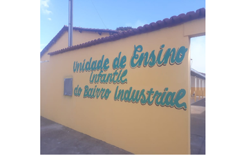 Creche do Industrial ganha nova pintura