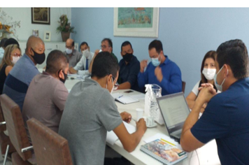 PREFEITO DE PIRAPORA REALIZA REUNIÃO COM SECRETÁRIOS E TRAÇA METAS PARA 2021