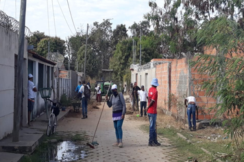 PREFEITURA REALIZA MUTIRÃO DE LIMPEZA NO BAIRRO BOM JESUS II