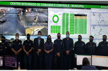 Prefeito visita Centro de Segurança Municipal de Contagem