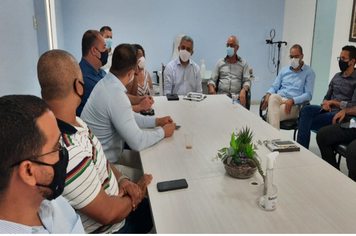 Por parcerias vitoriosas deputados visitam Pirapora