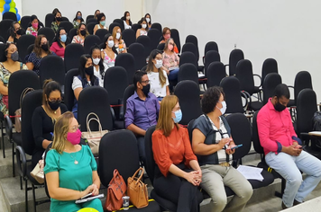SEMED CAPACITA GESTORES ESCOLARES