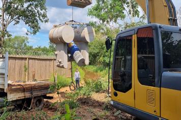 Prefeitura realiza trabalho de drenagem da Lagoa do Bairro Aparecida