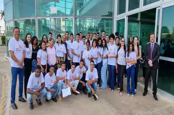 Prefeitura de Pirapora entrega certificados para jovens do Programa Descubra
