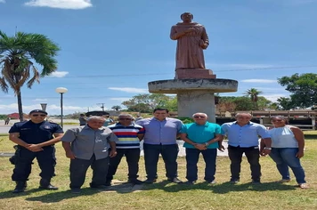 Prefeitura e EMUTUR recuperam monumento de São Francisco