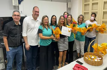 Secretaria de Educação de Pirapora presta homenagens para servidoras aposentadas em 2022