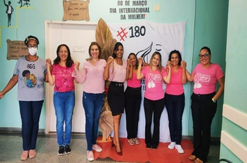 Dia Internacional da Mulher no Centro Odontológico