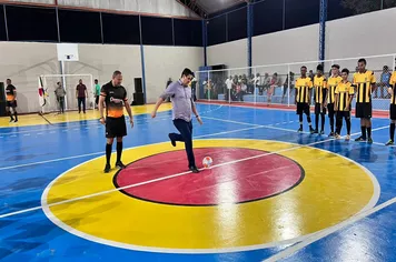 Renovado e com estrutura aprimorada, Ginásio do bairro São João é reinaugurado com abertura do Campeonato Piraporense de futsal