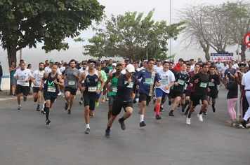 Corrida da Marinha reúne mais de 250 atletas em Pirapora