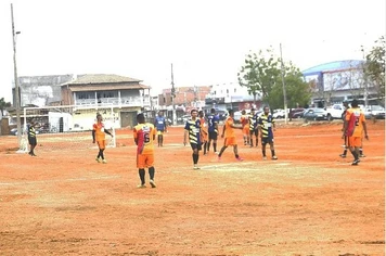 Com apoio da Prefeitura de Pirapora, Dia dos Pais é comemorado com campeonato de várzea no Santa Mariana