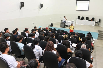 Treinamento para o combate ao mosquito Aedes Aegypti
