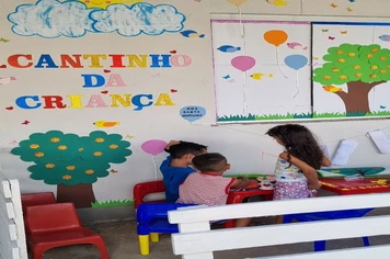 Cantinho dedicado às crianças na UBS Santa Mariana