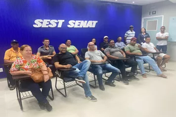 Profissionais do transporte escolar de Pirapora aprimoram conhecimentos no SEST SENAT