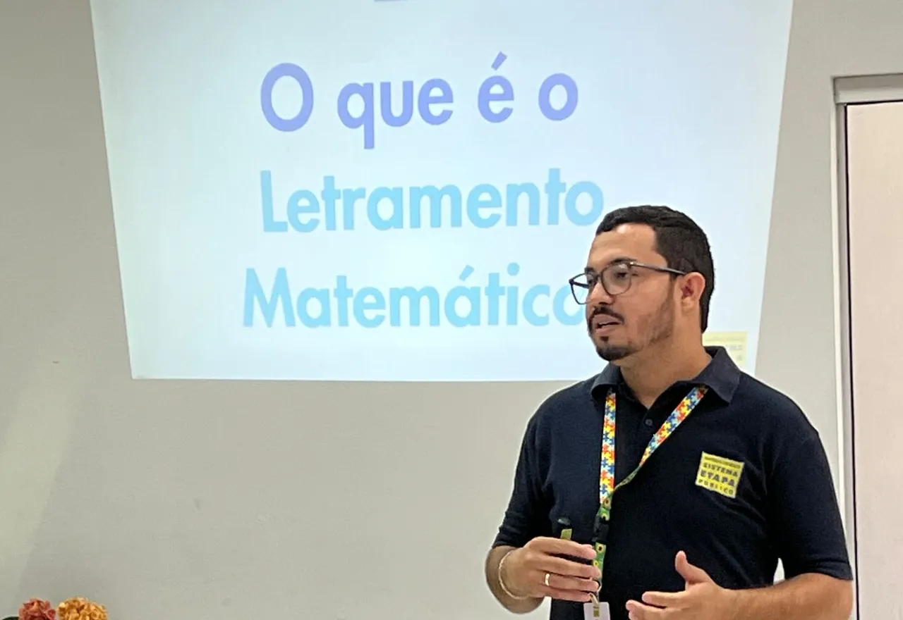 Pirapora fortalece o ensino da matemática em parceria com o Sistema Etapa Público