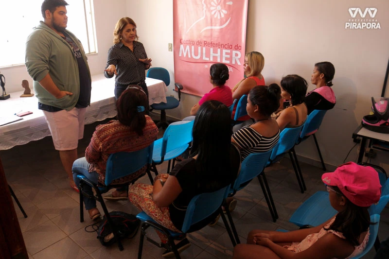 Centro de Referência da Mulher oferece curso de Maquiagens