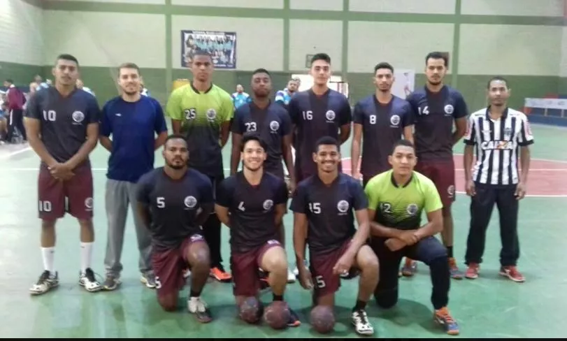 Equipes de handebol representam Pirapora no JIMI