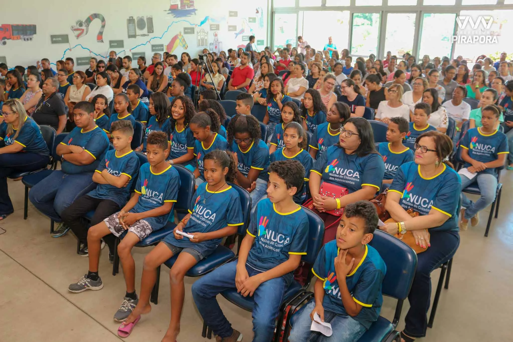 Fórum Comunitário lota Centro de Convenções