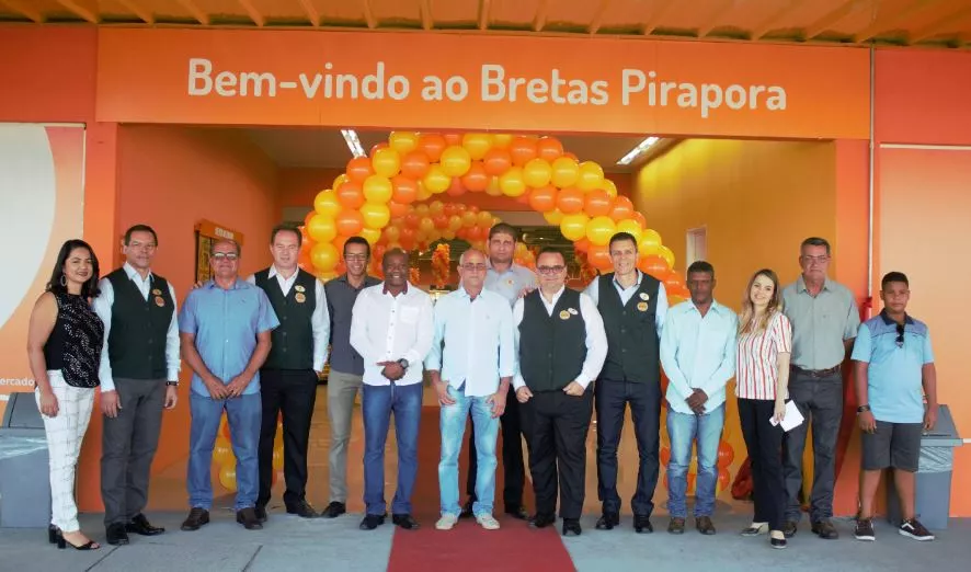 Supermercado é reinaugurado em Pirapora