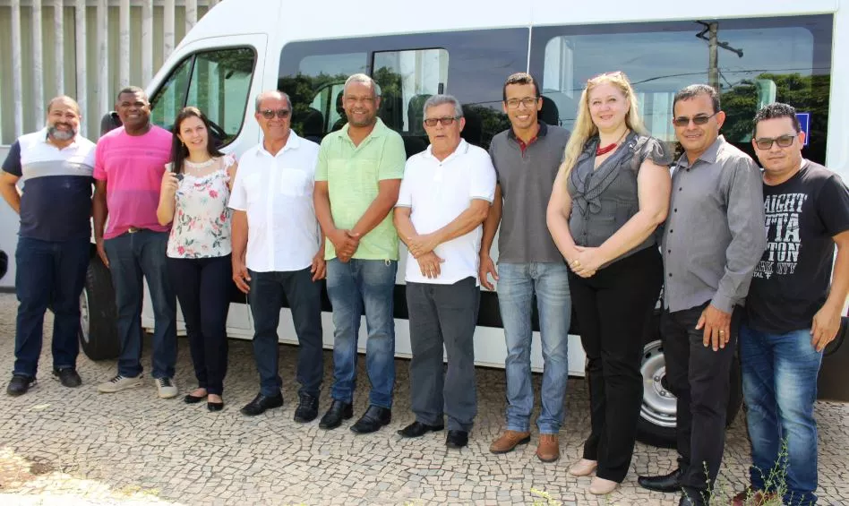 Carros novos para a Saúde