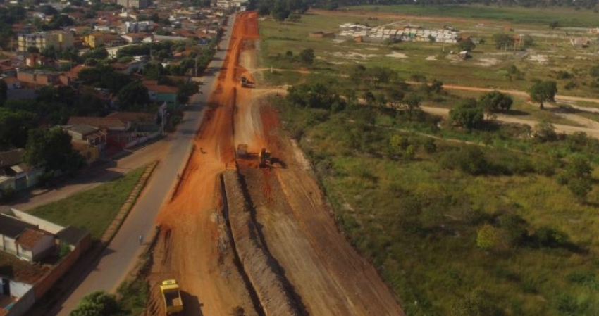 Obras de pavimentação da Avenida Benjamin Constant estão de vento em popa