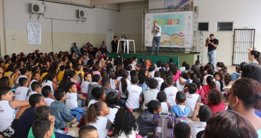 FLIPI incentiva a leitura e amplia o universo cultural dos estudantes de Pirapora