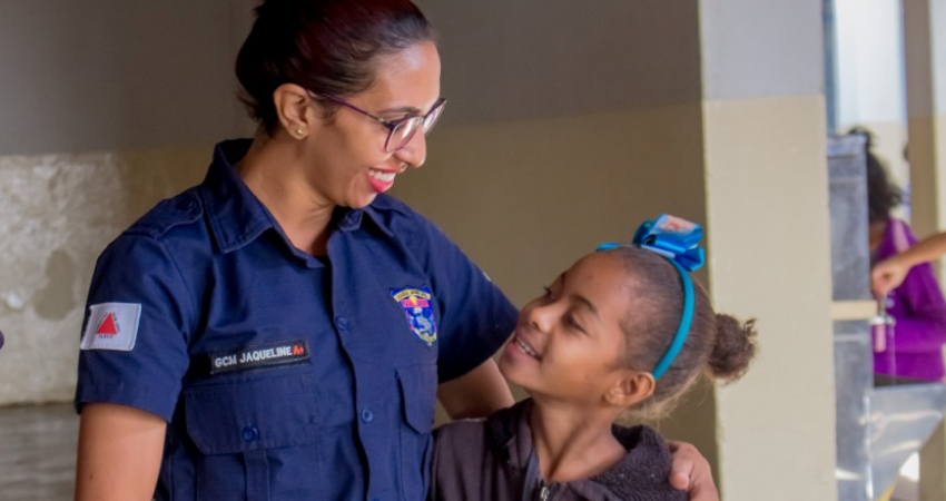 PELA CULTURA DE PAZ NAS ESCOLAS