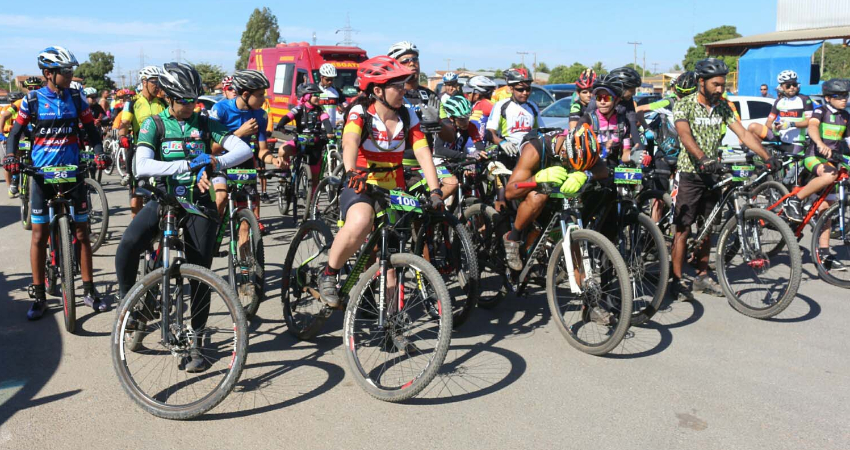 Domingo de Mountain Bike em Pirapora