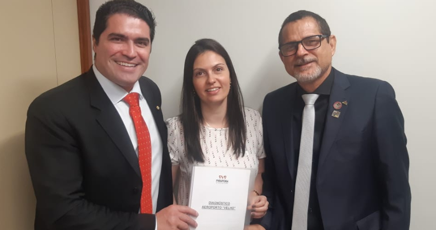 PREFEITA MARCELLA FONSECA BUSCA SOLUÇÃO PARA SITUAÇÃO DO ANTIGO AEROPORTO