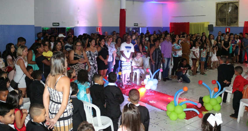 Escola Maria Josefina Santos realiza formatura do ensino infantil