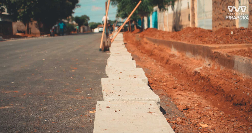 Pavimentação do bairro Industrial entra em nova fase