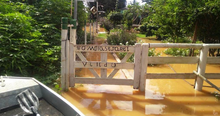 Pirapora fica em alerta após barragem em Três Marias abrir vertedouro