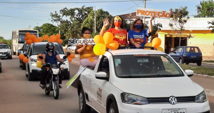 EM DEFESA DAS NOSSAS CRIANÇAS E ADOLESCENTES
