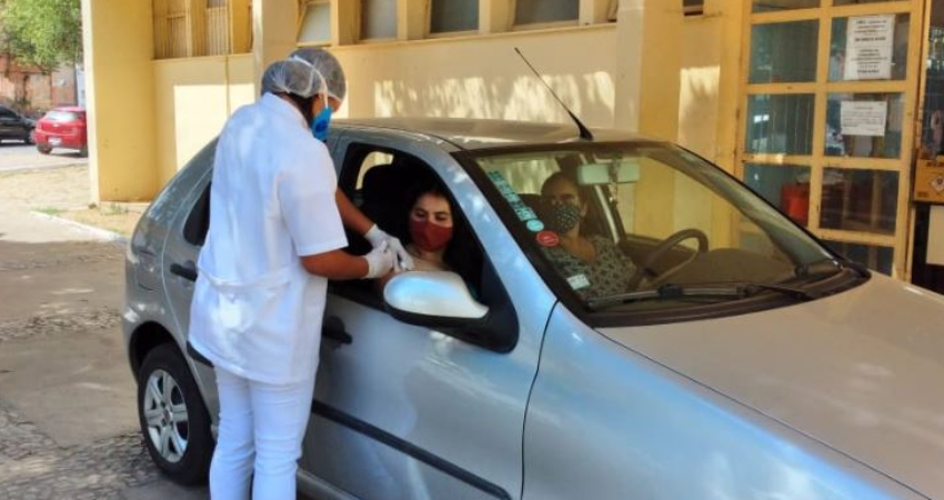 Vacina por Drive-Thru tem início nessa segunda-feira