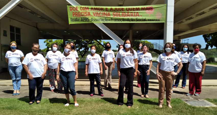 VACINA COM SOLIDARIEDADE, ISSO COMBINA