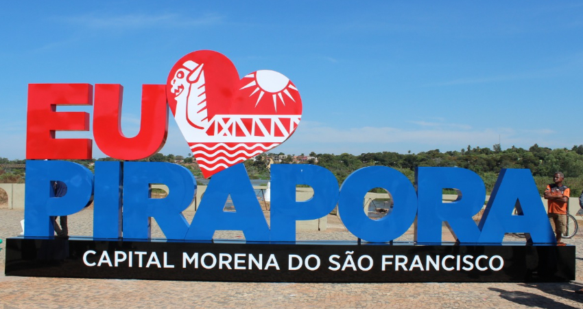 Prefeitura comemora aniversário com entrega de vários benefícios