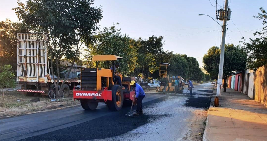 Operação Tapa-Buraco avança na Avenida Carlos Chagas
