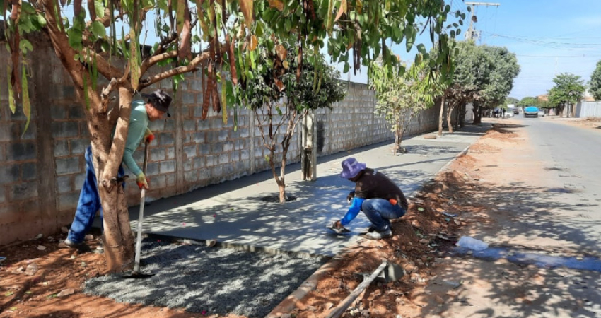 Prefeitura retoma as obras da Rua Maria Ribeiro