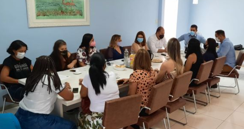 Construindo sonhos para crianças e adolescentes