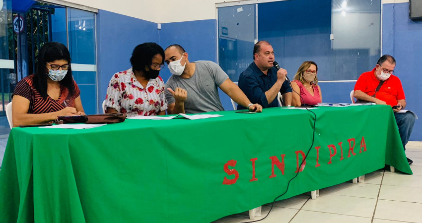 Prefeitura e Sindipira dialogam sobre reenquadramento de professores da educação básica