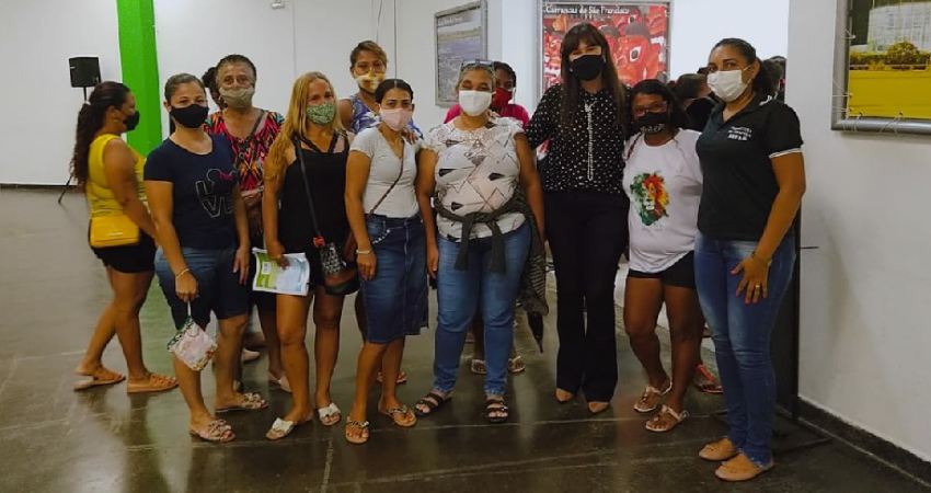 Ciclo de Palestras aprimora o autoconhecimento dos beneficiários da Frente de Trabalho