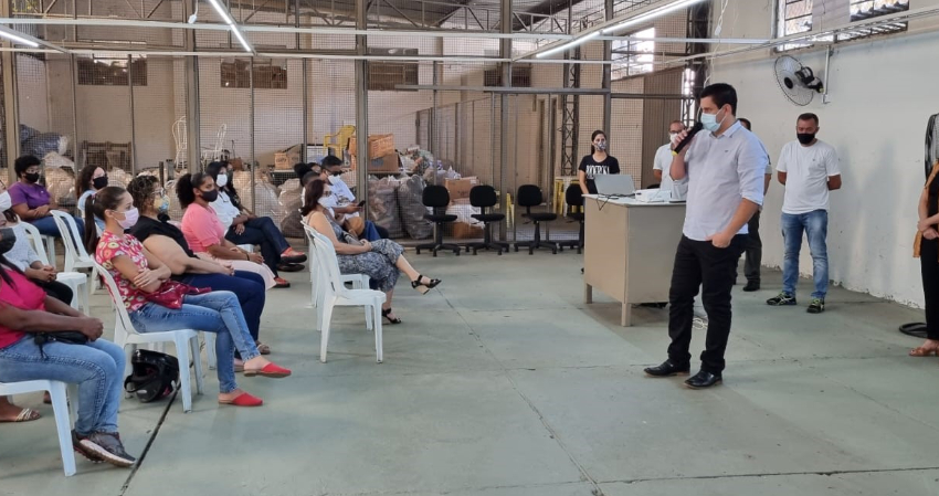 SEMANA COMEÇA COM ABERTURA DE OFICINA ESCOLA E AULA INAUGURAL DO CURSO DE COSTUREIRA INDUSTRIAL