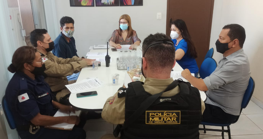 SEFAM elabora plano de ação para população de rua em Pirapora
