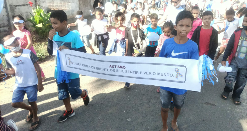 Com sucesso de mobilização, Campanha Abril Azul é encerrada na comunidade escolar