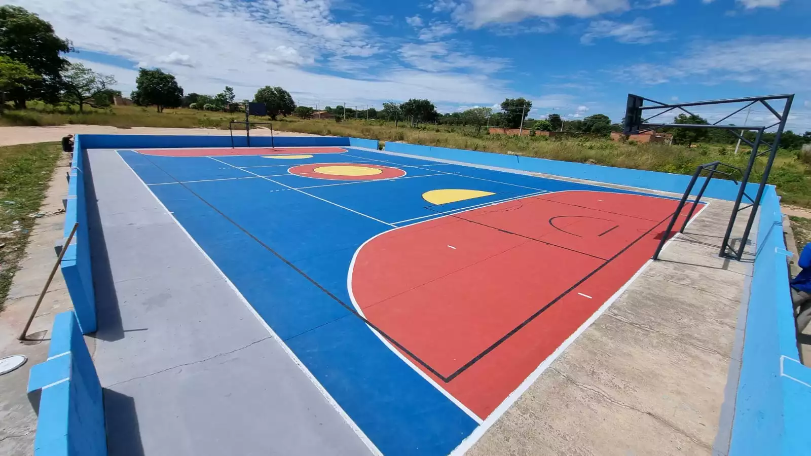 Prefeitura de Pirapora conclui reformas da quadra do bairro Primavera
