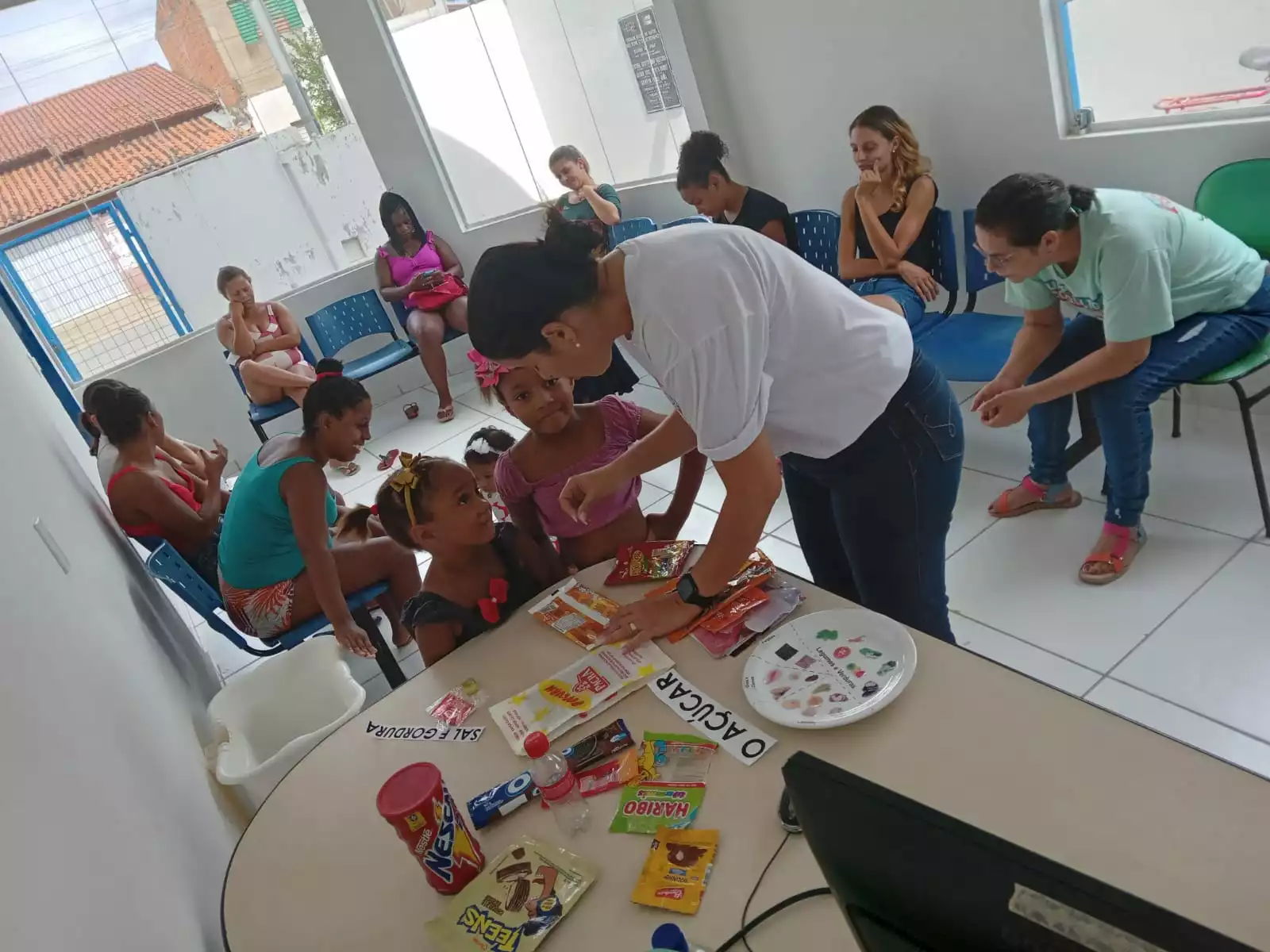 Sesau promove conscientização sobre alimentação saudável